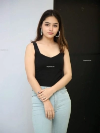Escort service in Lucknow